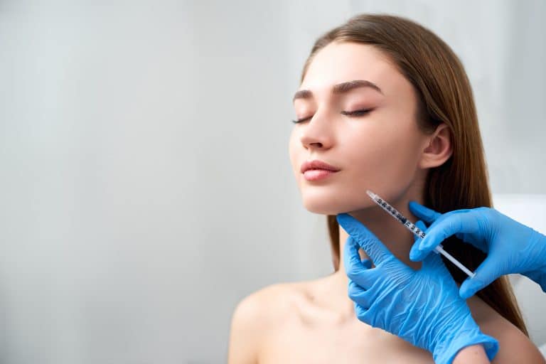 The FDA Has Issued A Warning: Have Qualified Surgeons Perform Your Facial Injections